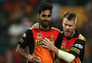 [IPL]- Bhuvneshwar Kumar trolls his captain David Warner with a savage reply